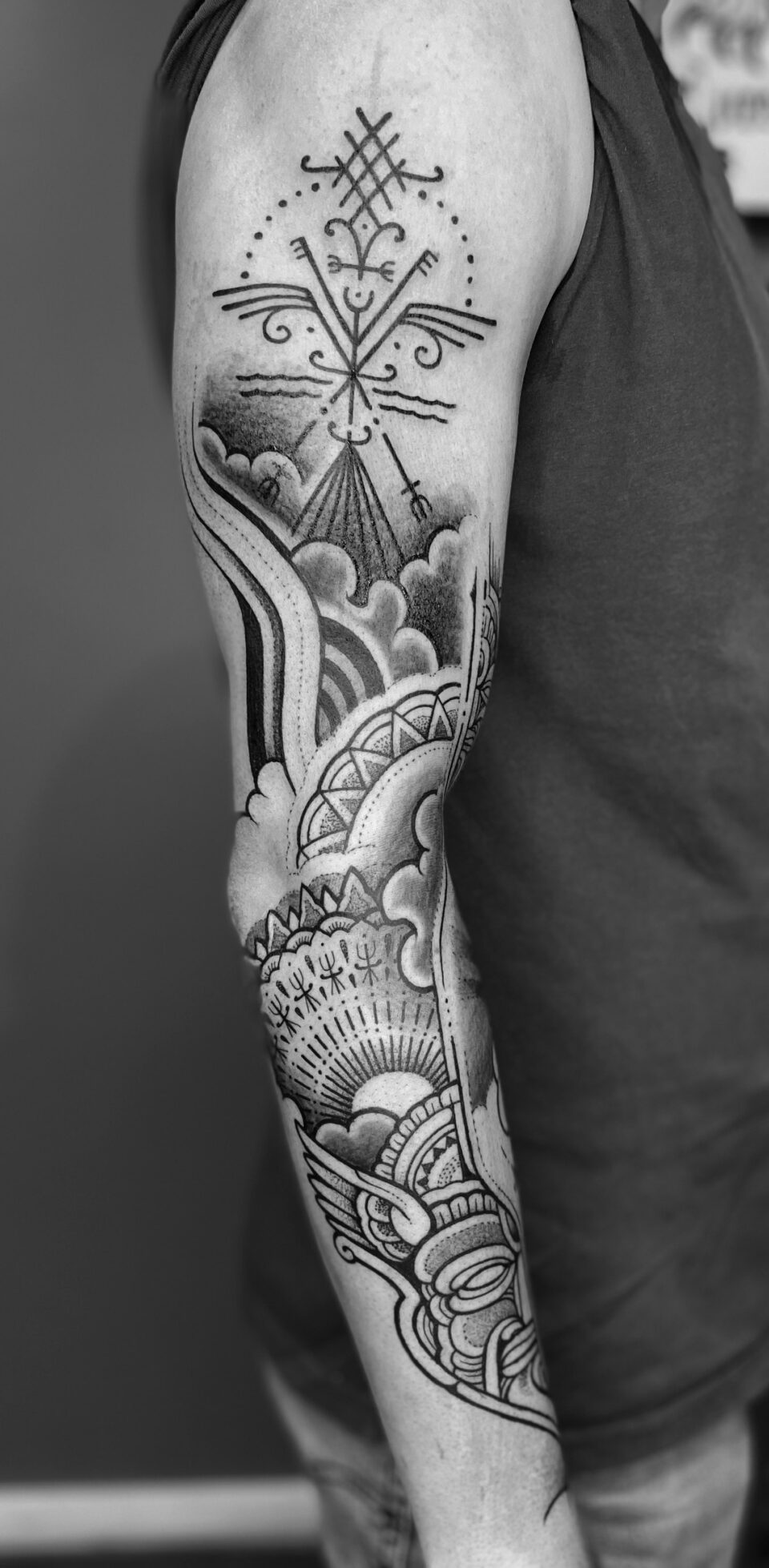 jeykill full sleeve tattoo
