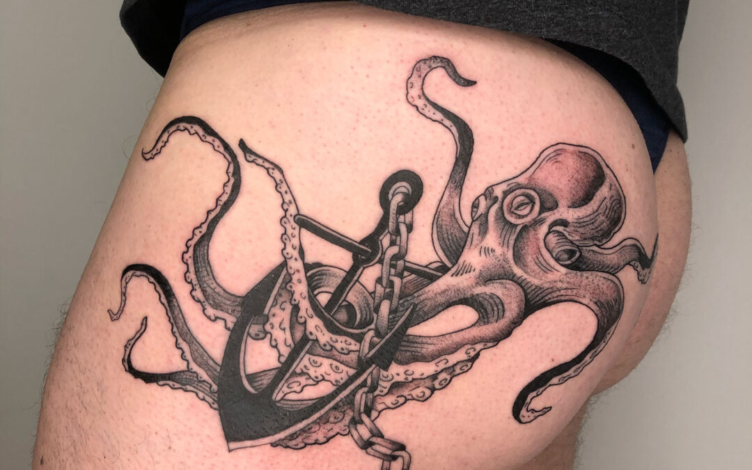 Octopus et Ancre Marine sur le Fessier par Veenom