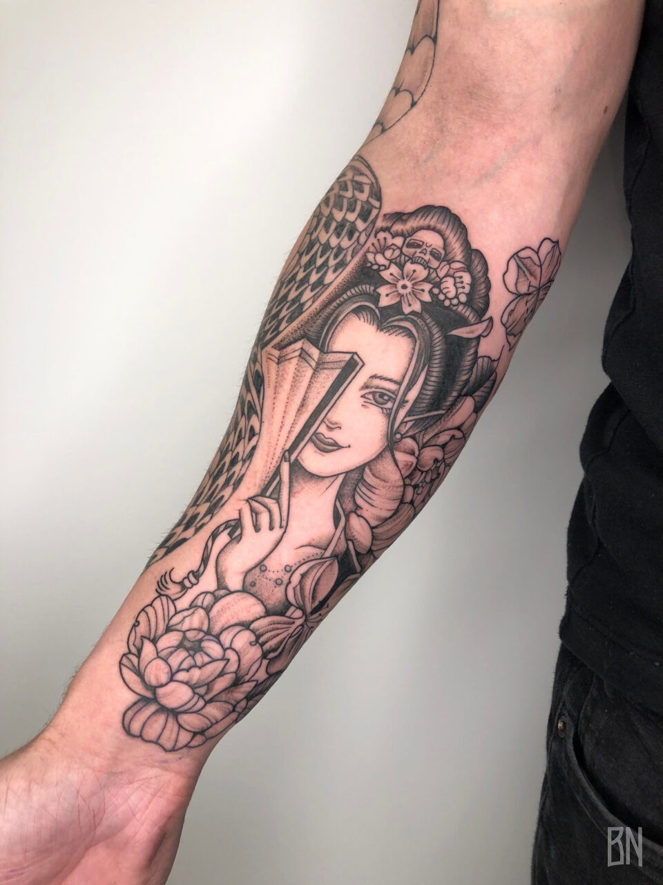 Veenom flash tattoo geisha serpent